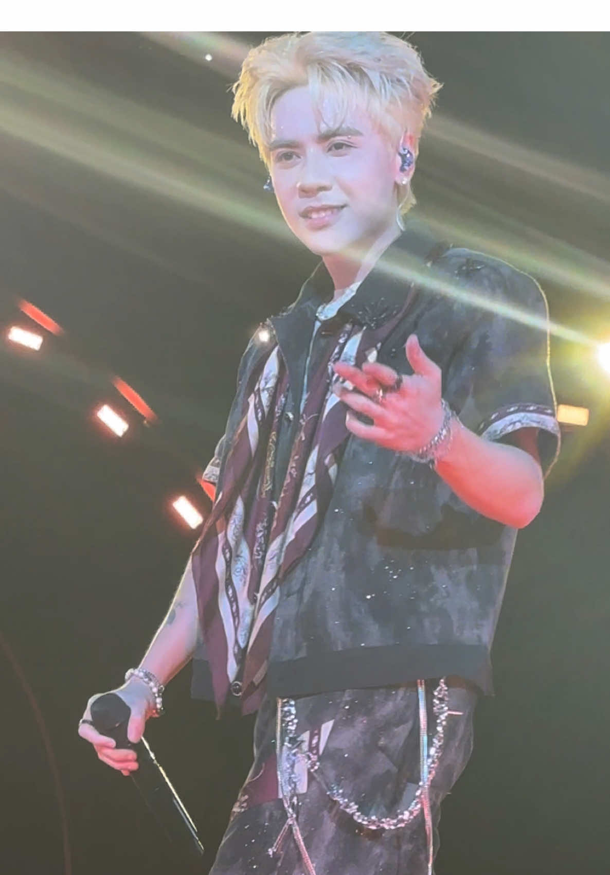Từ tui được nghe nhiều nhất hôm nay là Quang Hùng đẹp trai quá 🤭 #QuangHungMasterD #TheKShowtime 