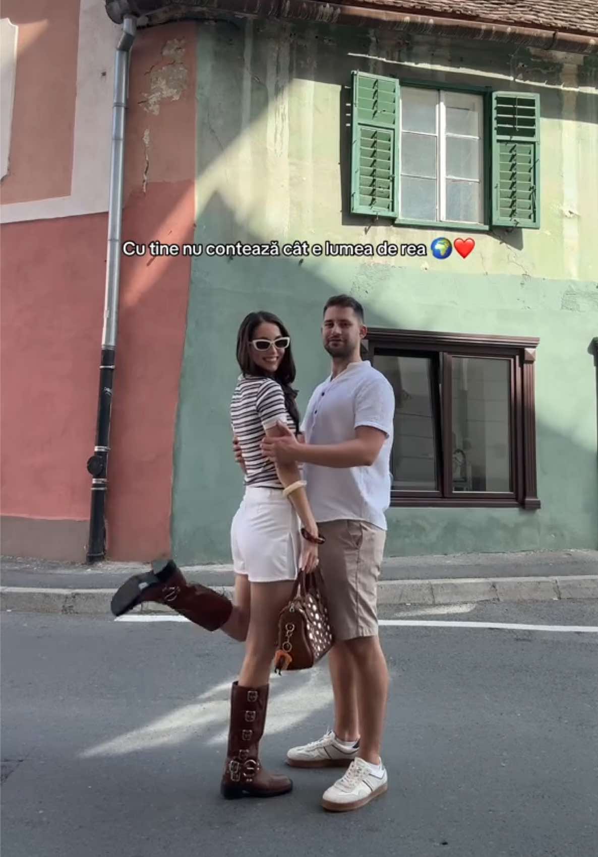 Always by my side, indiferent cât e lumea de rea ❤️ @nechiforalin6  #cupluri #Love #couplegoals #romania #5pasidebine 