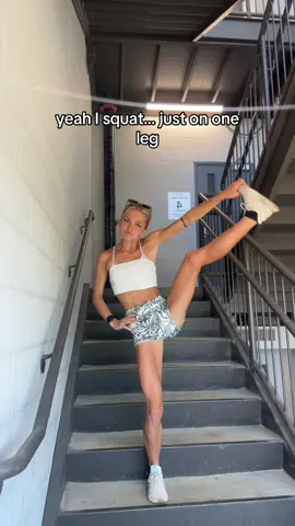 I might not be able to squat a lot of weight but I can squat on one leg ahahaha #runnerthings #gymgirlsoftiktok #fitnessmotivation #athletesoftiktok #runningmotivation 