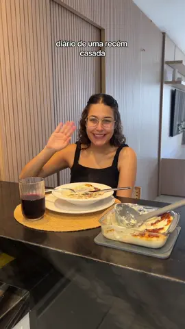 Almocinho solo - Macarrão recheado 🤤 #donadecasablogueira #comida #receitas #almoço #macarrao 