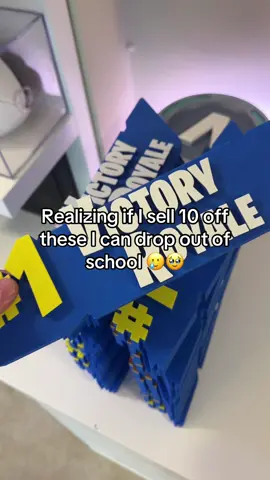 MASSIVE irl victory Royale 👆#fortnite #fortnitememes  #fortnitefunny #gaming #GamerGirl 