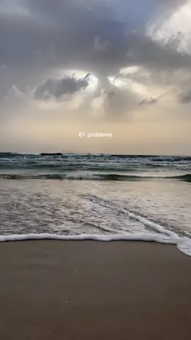 0 Problème💙🌊🌅🇹🇳 #CapCut #sea #beachvibes #ترند   #coldweather 