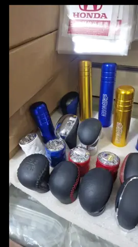 UNIVERSAL & ORIGINAL GEAR KNOBS ARE AVAILABLE IN STOCK DIFFERENT & UNIQUE DESIGNS 👌  DM FOR MORE DETAILS OR WHATSAPP US +923122871993 #gearknobs #universal #latest 