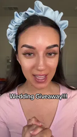 Can anyone guess what it is!!! ahhhhhh 😭😭😭😭😭 #bride #wedding #fyp 