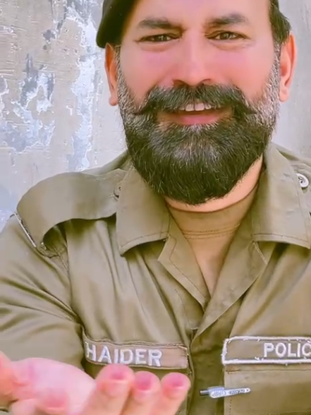 ye un K liye jo kehaty hain  ya Ali madad ni kehana chaye 