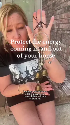 They’ve been used for centuries as protection charms. The sound of the bells clears out negative energy every time the door opens and invites in good energy #doorbells #bells #energyhealing #chi #witchtok 