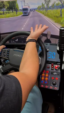 Am mai trecut prin asta 🤣 #dondaddygamer #nextlevelracing #mozaracing #pxn