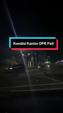 Halo kantor DPR,, apa kabar,, koncomu wis dho kobong.. #dpr #demohariini #demo #pati #bubarkandpr 
