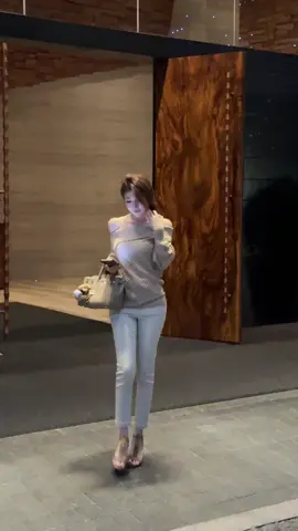 Thời điểm đó tôi nhận ra. Lời của tôi cũng chỉ để nghe chứ không phải để hiểu.. #xuhuong