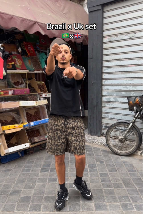 Would u wear that Tee? 😤 . . #viral #fashion #streetwear #fyp #trending 