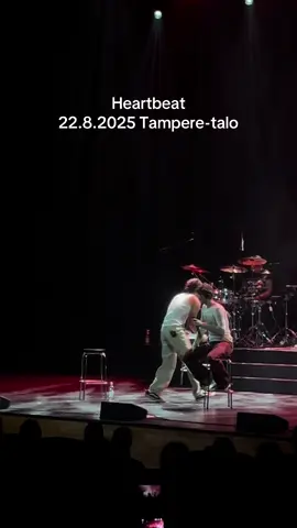 what song i should post?#marcusamdmartinus #tampere #finland #endlesssummertour 