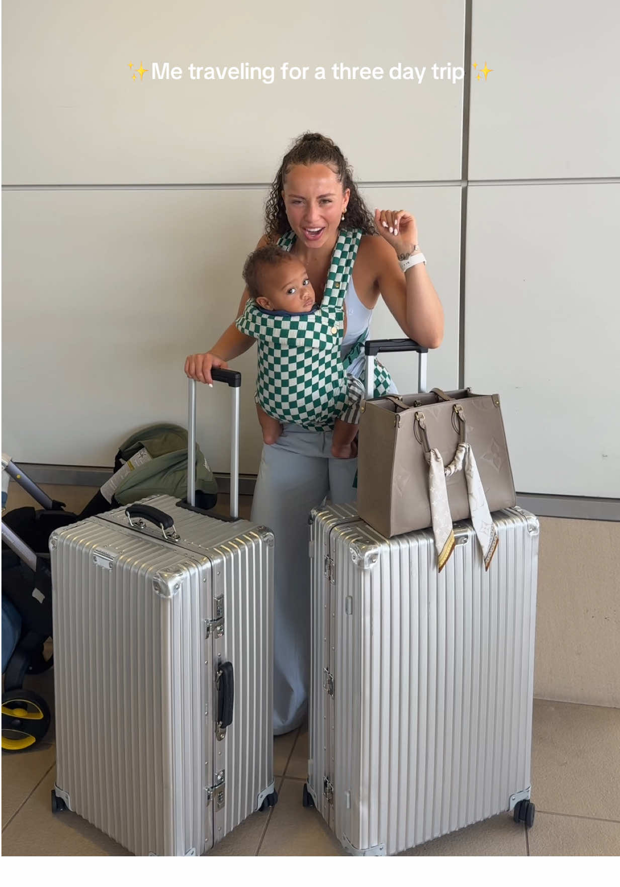 Was my bag overweight today yes or no? 😭 #familytravel #airportdad 