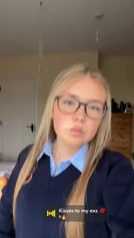 💋💋