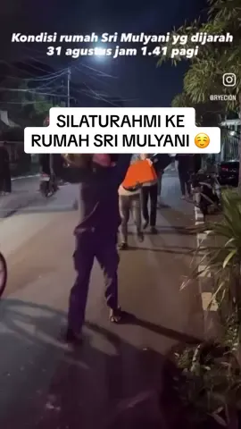 Silaturahmi dulu guys ke rumah sri mulyani☺️ next rumah siapa lagi guys? #srimulyani #rumahsrimulyani #viraltik #infoterkini #infojakarta 