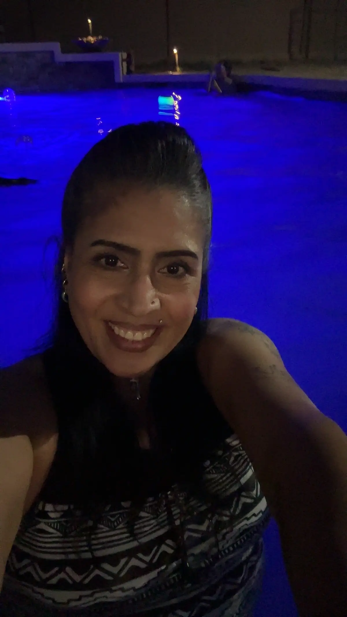 Chillin and enjoying the night #phoenix #pooltime #relax #vibe #Queen 