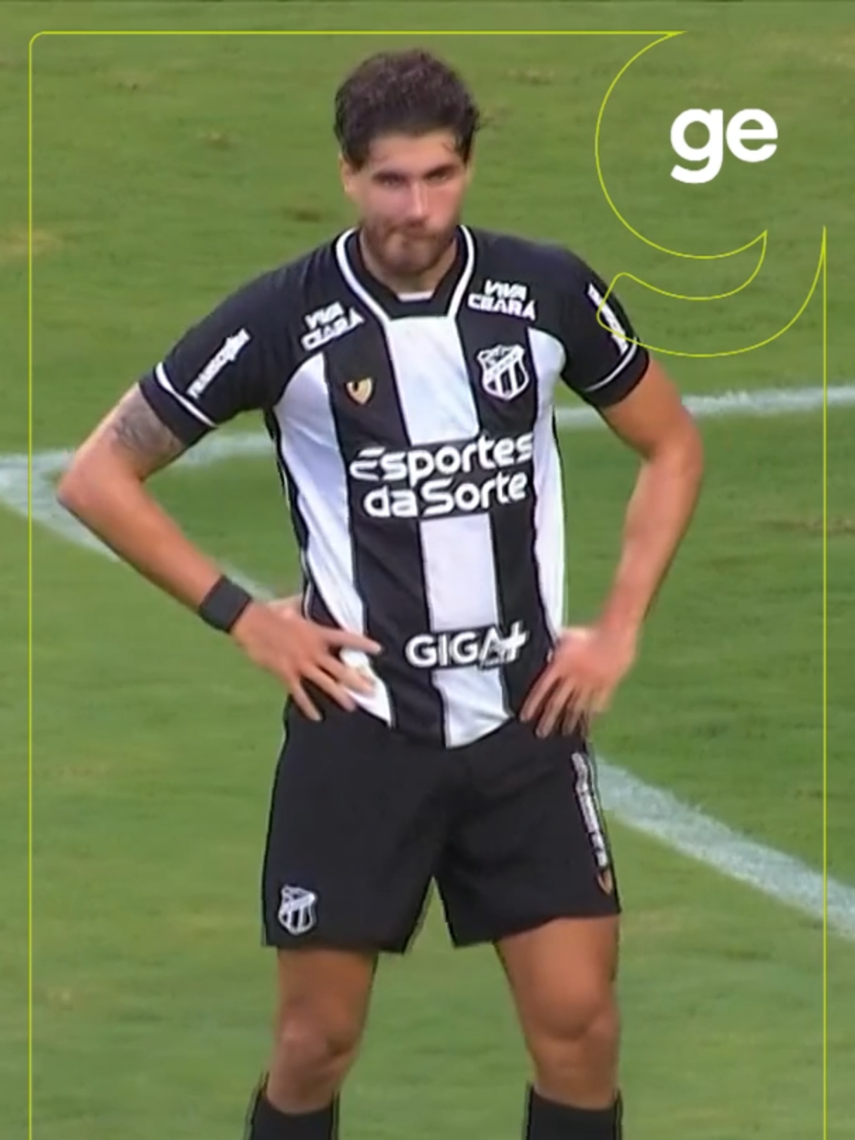 ESPETACULAR! Pedro Raul cabeceira firme e Jandrei faz defesa impressionante para evitar o gol do Ceará! #futebol #ceara #juventude #brasileirao