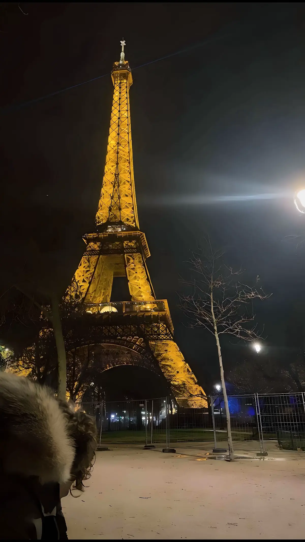 #paris #pnl #nightcore #light #eiffeltower 