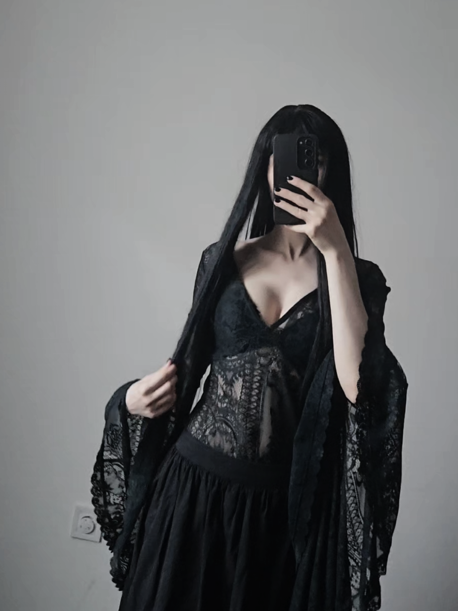 which one is the best? 👀 . . . . . goth girl, alt kinky girl, us, American controversy, music taste, huge clock, #goth #viral #fyp #alttiktok 