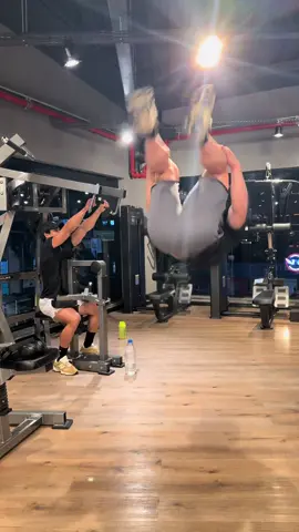 Trend entrando pro gym @joao.foguinho__ 