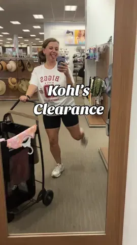 I went to Kohl’s earlier this week for the clearance sale! Come check it out with me!  #kohls #shopwithme 