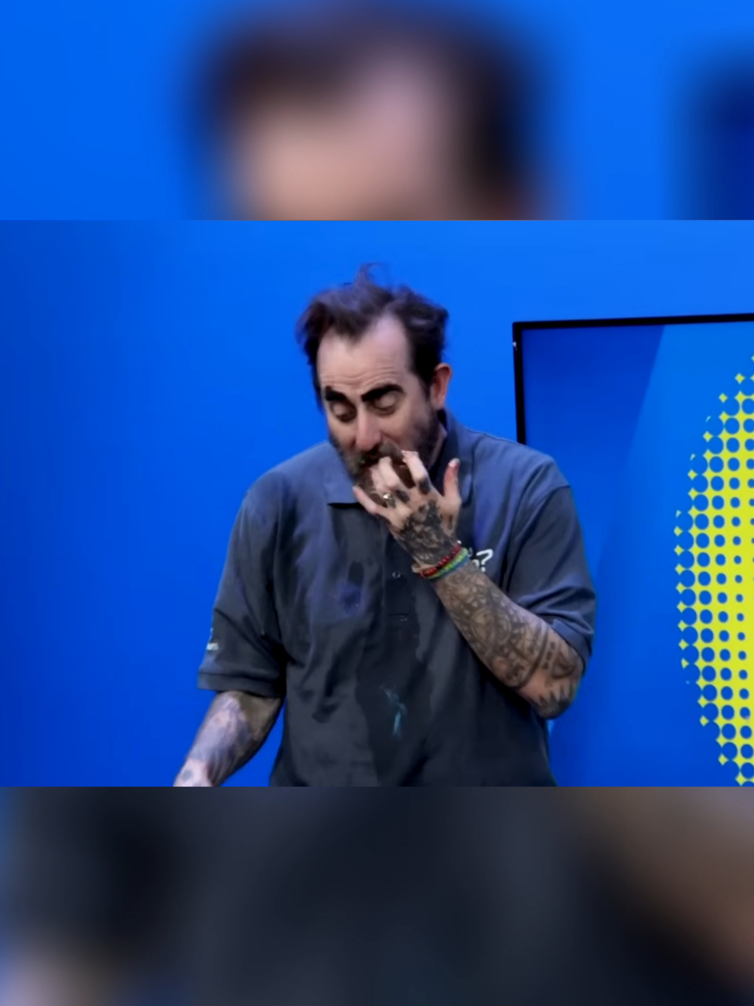 Geoff gives eyebrows to a cake? #regulationpodcast #roosterteeth #youtube #geofframsey #Gavinfree #Ericbaudour #andrewpanton #nickschwartz #podcast #funny #hilarious #fyp Enjoy the content? Like, Comment, and follow us on IG, FB, YT, and Tiktok! Clipped from: Regulation Podcast