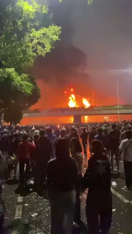 semoga cepat kembali sehat Indonesiaku🤲 #demo  #demonslayer  #gedungdpr  #dpr  #jakarta  #indonesia🇮🇩 