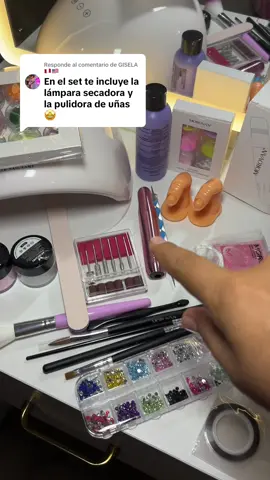 Respuesta a @GISELA 🇵🇪🇺🇲 con este Kit de uñas vas a poder practicar y hacerte unas uñitas bellos. Yo también soy practicante  aún y me encanta .  #nails💅  /#uñas  #manicure  #manicures #beautifullnails 