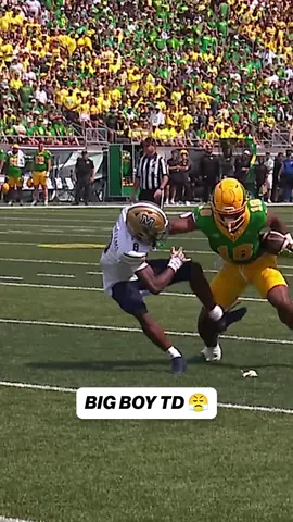 Kenyon Sadiq with a STRONG TD for @Oregon Football 💪 #stiffarm #oregonfootball 