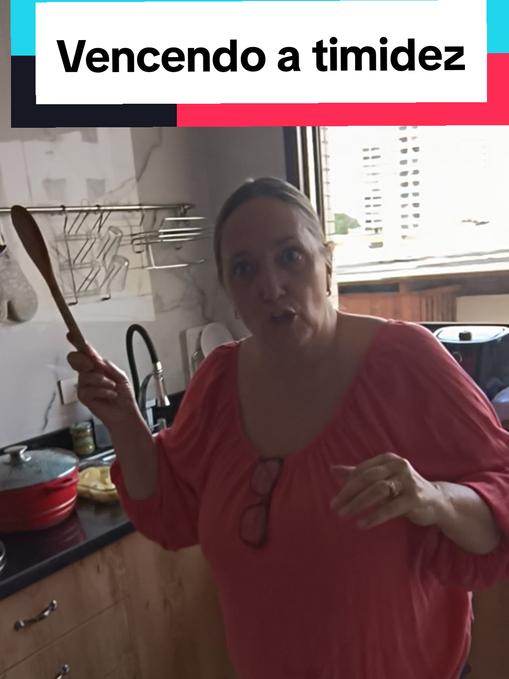 vencendo a timidez rindo da minha mãe  🤣🤣🤣 . #humor #timidez #comedia #videosengracados 