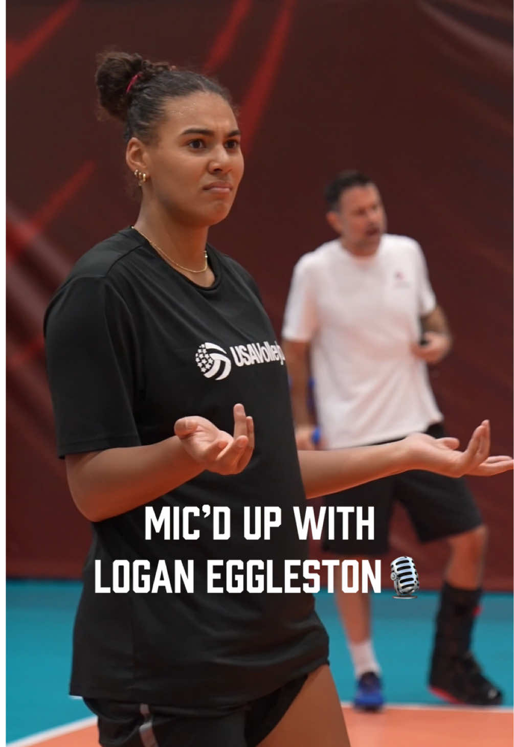 Mic’d up with THE @Logan Eggleston at Worlds🎙️ Peep the feathered fan at practice 👀🐦 #USAVWNT #WWCH #thailand #volleyball #micdup 