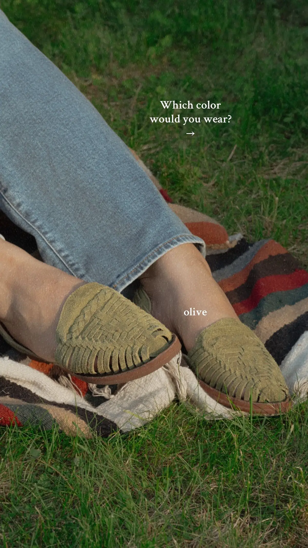 Huaraches from Michoacán have returned! Our artisanal leather sandals are available in eight colors! #cadenacollective #huarachesmexicanos #huarache 