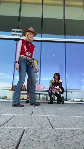Just little ants @nani #applejack #mlp 