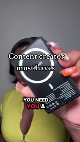I love this back mirror it’s worth every penny very effective definitely makes you feel comfortable talking to your back camera, & achieving quality content. 💫🩷 #backmirror #newmowa #cashni #contentcreatorsoftiktok 