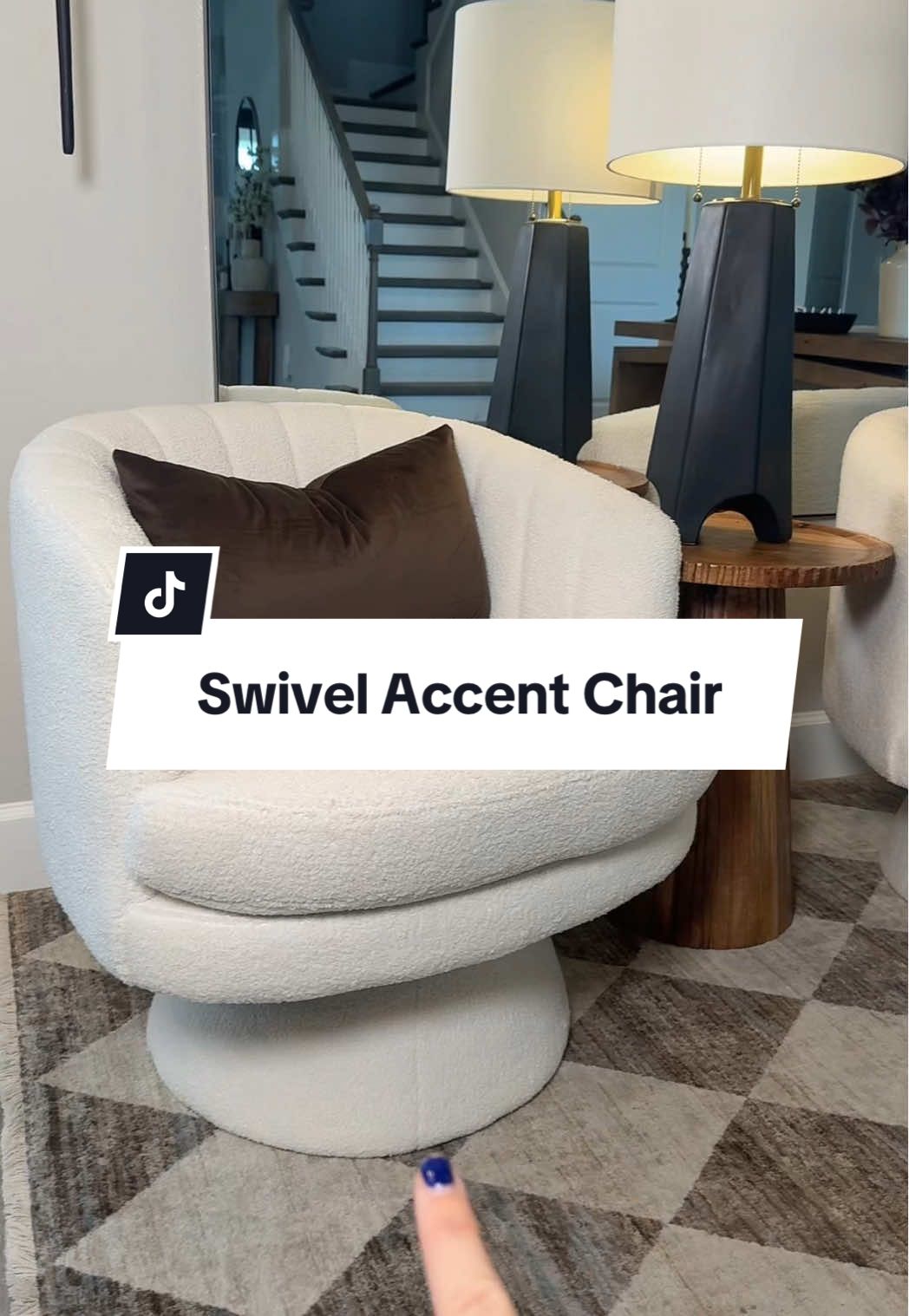#swivelaccentchair #swivelchair #accentchair #swivelaccentchair #tiktokshoplabordaysale @HAOFURNITUREMARKET 