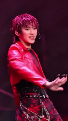 Dancing Kong is a blessing to the eyes🥵 #thomaskong #kongjiro #bl #thaibl #tthomastc 