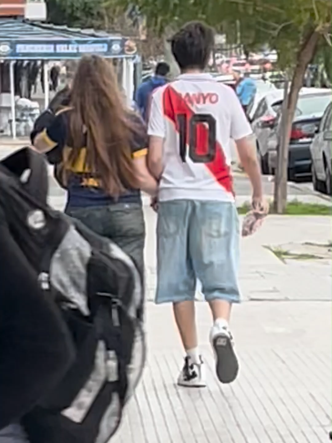 😍 Amor SUPERCLÁSICO por la calle 🎥 @nicolaroccanarvaez