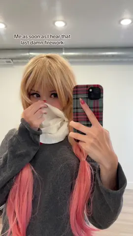 This My DRESSUP darling ep was one of my favorite episodes of anime ever I loved the vibes and I love leg warmers LOL! I also watched it while it was raining and cozy here #marinkitagawa #marincosplay #mydressupdarling #mydressupdarlingcosplay #mydressupdarlingedit #wakanagojou #cosplay #cosplaygirl #アニメ　#コスプレ #mydressupdarlingseason2 #mdud