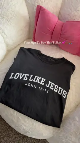 I’m obsessed, I want every color. 🤭💕🎀 one of favorite bible verses. I got a size Medium!  #lovelikejesus #christiantiktok #God #fyp #tiktokshoplabordaysale 