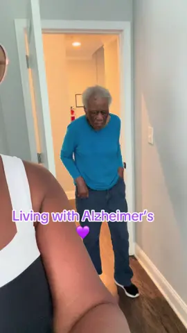 #alzheimersawareness #alzheimers #alzheimersdisease #alzheimerssucks💜 #livingwithalzheimers 