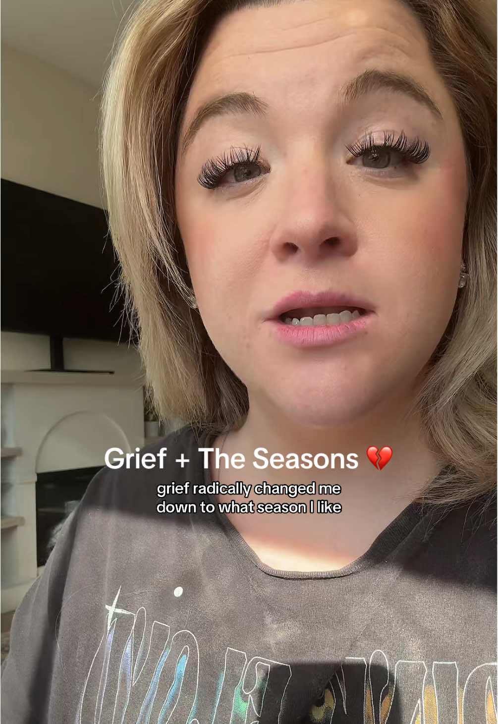 The fall coming has caused my grief to really ramp up because that means one thing… 💔 #grievingdaughter #grief #grieftok #griefandloss #grieftiktok 