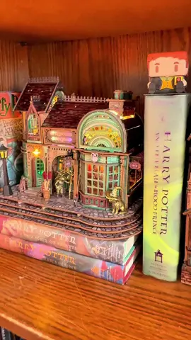 I love this kit from @Funpola Official!!! There are so many details! Potion bottles, a crystal ball, magic wands, stacks of books!! I added the little Elder Frog and Witch Cat ❤️ #magical #harrypotter #bookish #bookshelfdecor #tiktokshoplabordaysale 