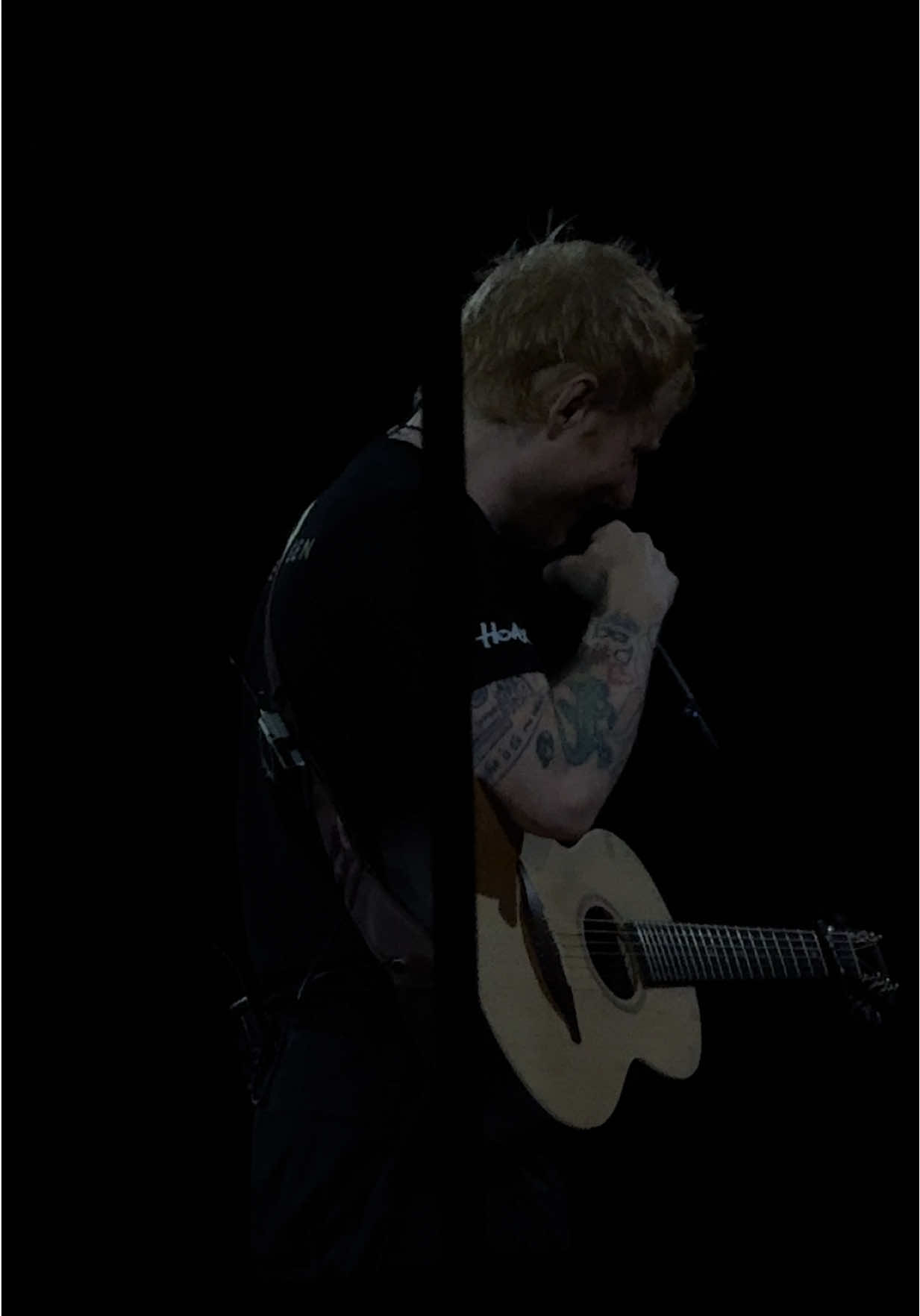 Ed Sheeran Playing Kiss Me live in Copenhagen🇩🇰 @Ed Sheeran @Ed Sheeran HQ  #edsheeran #edsheeranconcert #concerts #mathematicstour #live 