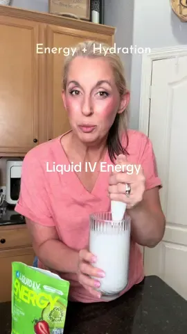 The crash from regular energy drinks comes from the insane amount of sugar in them. @Liquid I.V. sugar-Free Energy Multiplier allows that push of energy without the sugar crash. #liquidiv #liquidivenergy #energydrink #sugarfree #tiktokshopcreatorpicks 