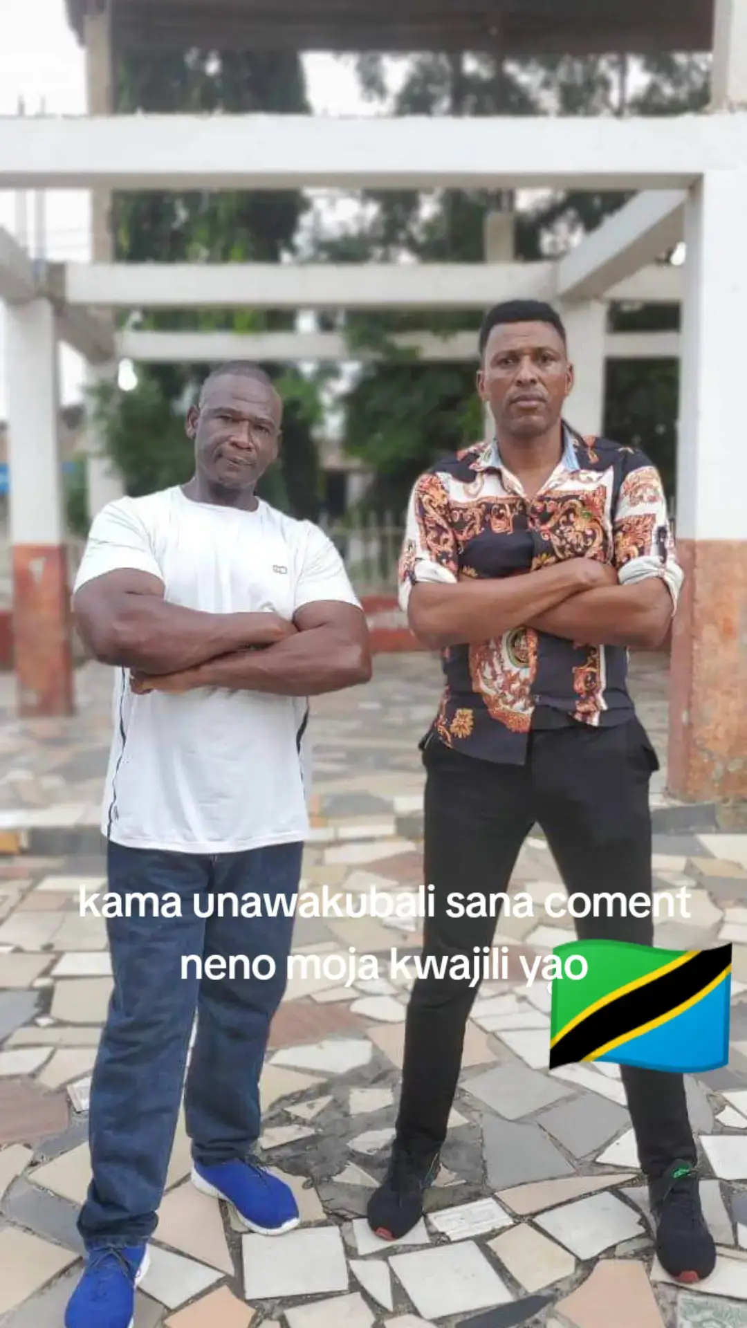 kama unawakubali sana coment neno moja kwajili yao