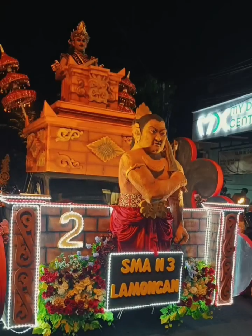 MEG NIGHT CARNIVAL KAB. LAMONGAN 2025.  Kreasi & Partisipasi SMA Negeri 3 Lamongan dalam Acara Meg Night Carnival Kabupaten Lamongan dengan Mengusung Tema Gajah Mada.  #megnighcarnival  #sman3lamongan 