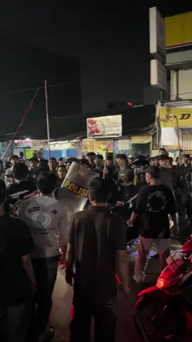 kok jadi Warga vs Warga? hati hati provokasi #demo #jatiwaringin #demodpr #pondokgede 