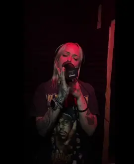 Back with another cover 🤭 more to come 😉  #metal #vocals #coversong #inflames #fyp 