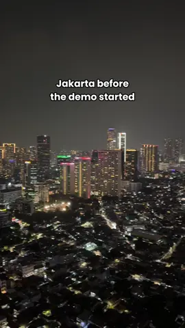 Exactly Jakarta before DPR membuat ulah😭🤌🏻 #jakarta #night #nightview #fypシ゚ 