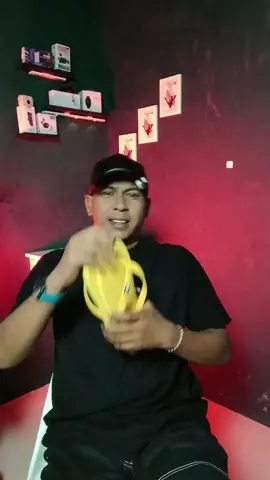ternyata ini sandal jepit AHMAD SYAHRONI anggota DPR-RI yang rumahnya dibakar masa, bahannya karet anti slip murah berkualitas harganya dibawah 36.000 #sandaljepitkaret  #sendalviral  #sendalkeren  #sendaljepit  #sandalmurah 