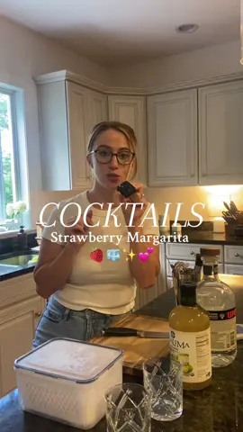 A good book and a strawberry margarita!!! #cocktails #strawberrymargarita #margarita #Recipe #howto 